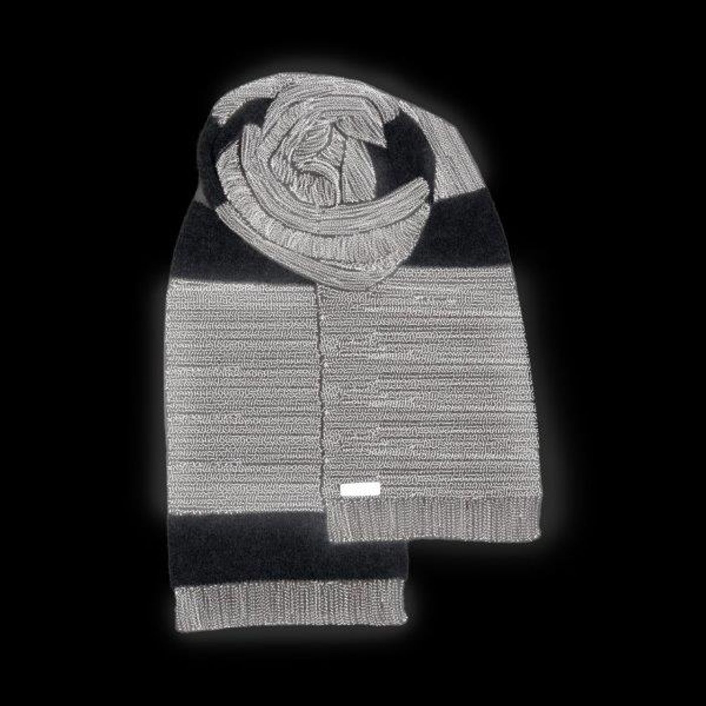 Morild Knit Stripe skjerf med refleks, sand/antrasitt