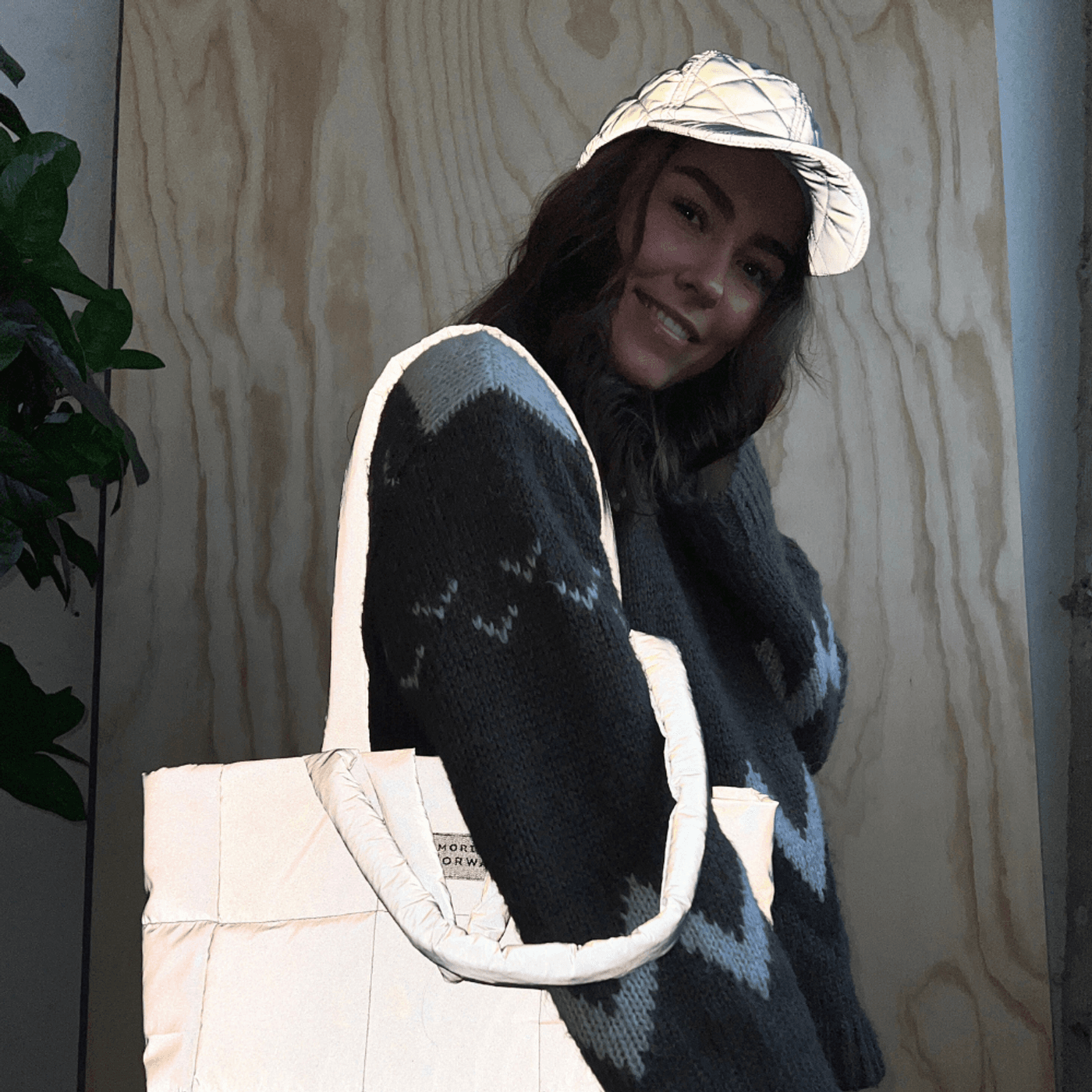 Morild Bli Sett Tote Bag med refleks, sølv